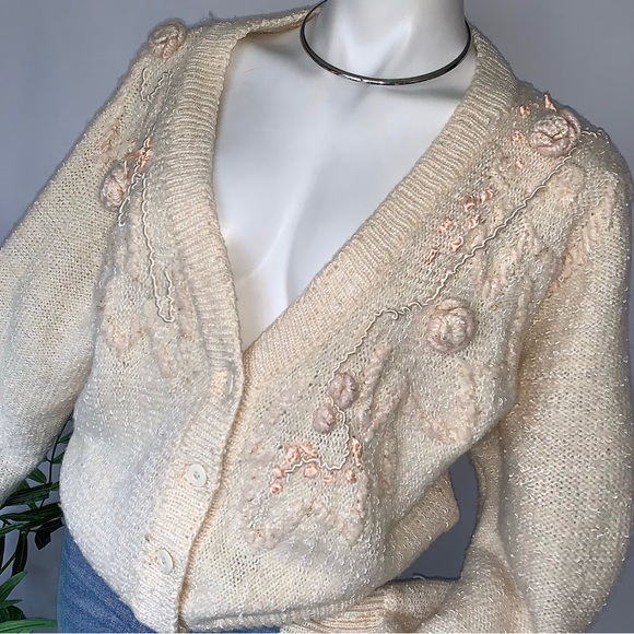 v i n t a g e :: Romantic Rosette Floral Embroidered Knit Cardigan